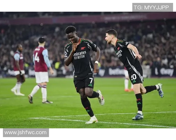 巴萨狂胜阿森纳五球大捷神奇扑救瞬间点燃全场激情