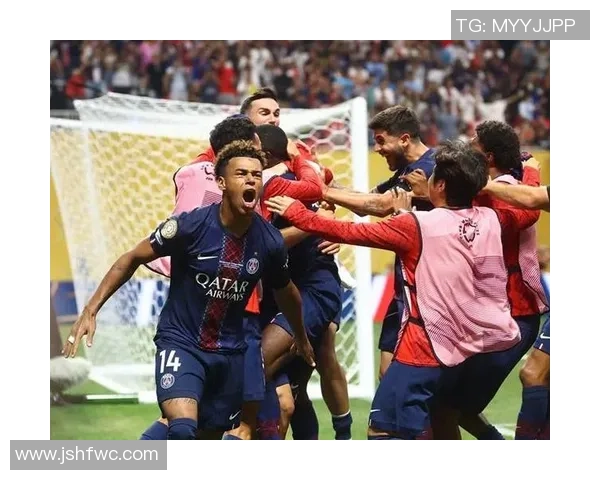 英超精彩对决拜仁逆转巴黎圣日耳曼引爆全场激情时刻回顾