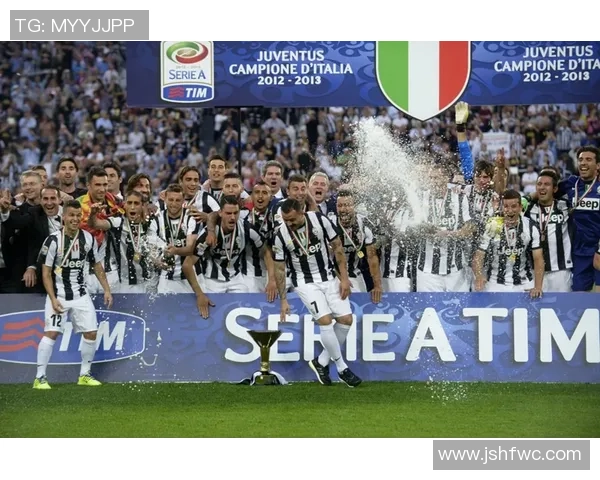 英超精彩对决尤文图斯大胜巴黎圣日耳曼点球大战引爆全场激情